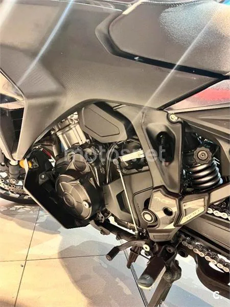 Honda NT1100 – Vista 8