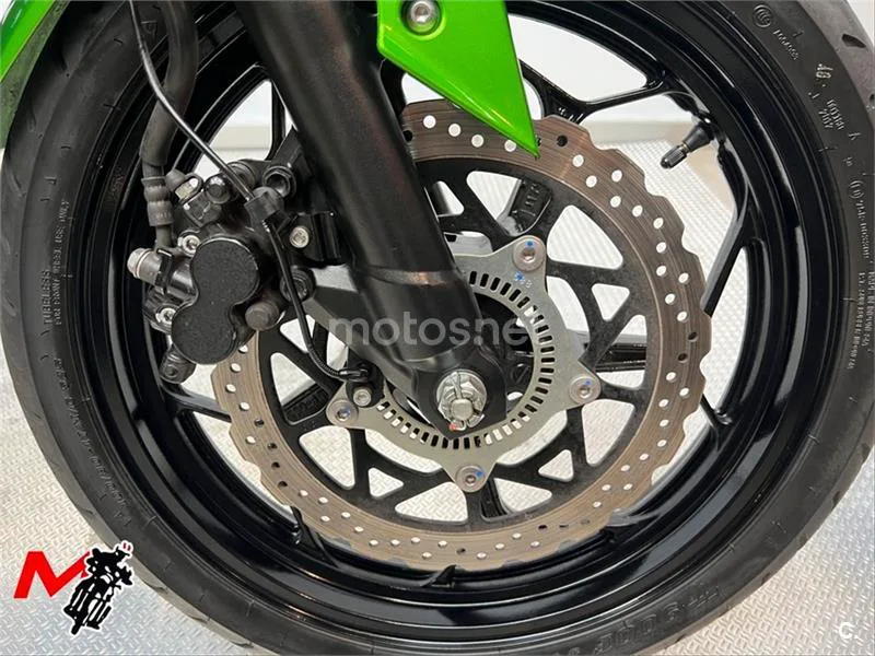 Kawasaki Z125 – Vista 6