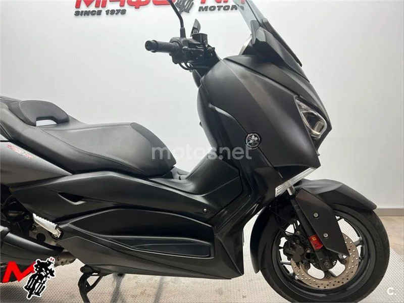 Yamaha XMAX 300 – Vista 3
