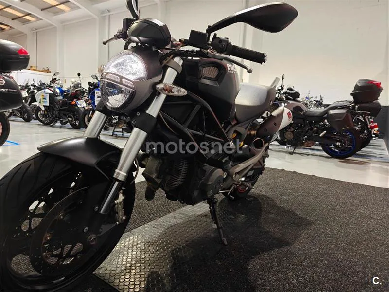 Ducati Monster 696 – Vista 5