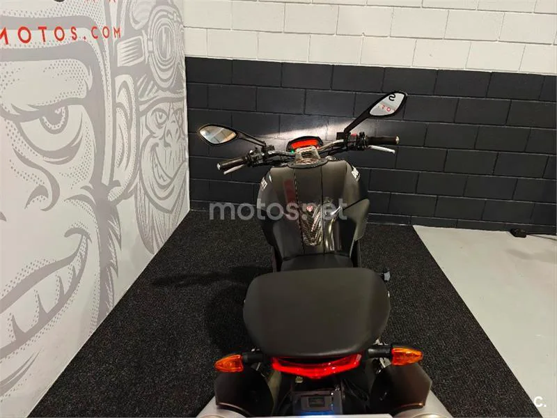 Ducati Monster 696 – Vista 7