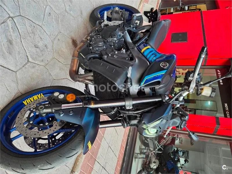 Yamaha MT-09 – Vista 5