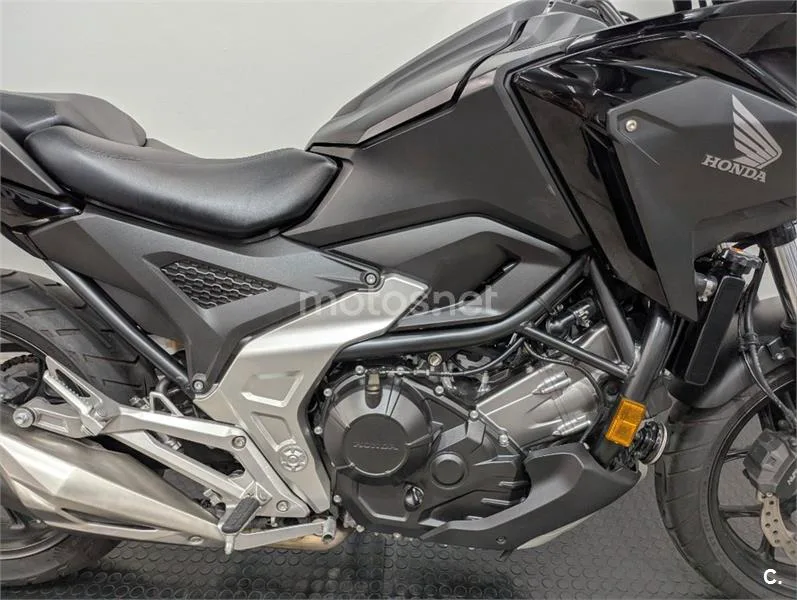 Honda NC 750 X – Vista 7