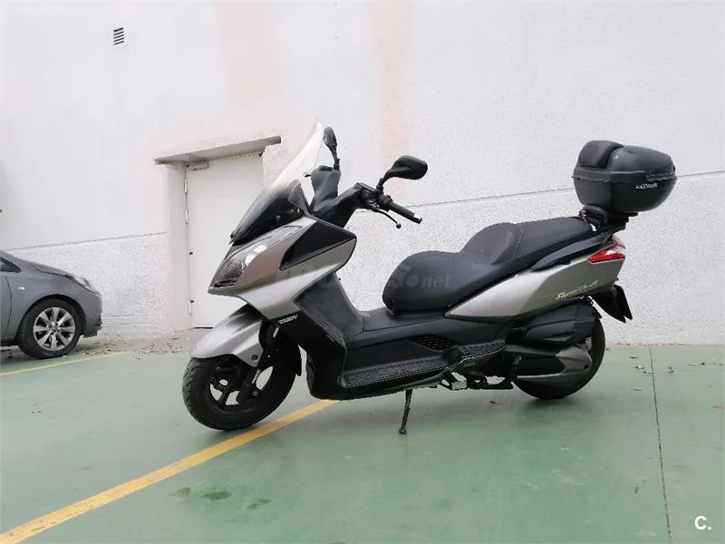 Kymco Super Dink 300i – Vista 3