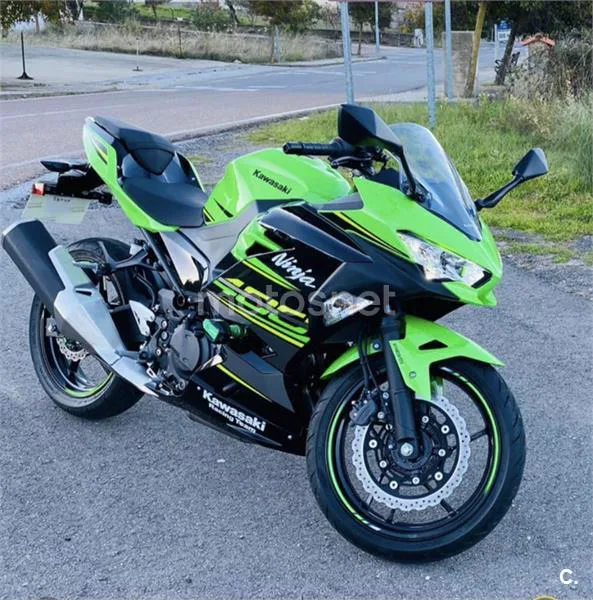 Kawasaki Ninja 400 – Vista 3