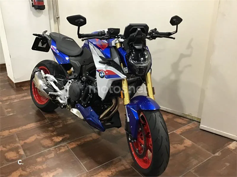BMW F 900 R – Vista 4