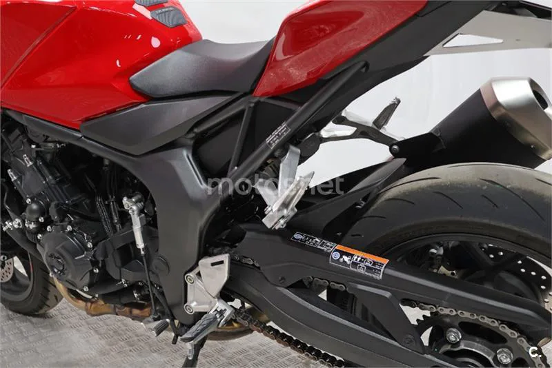 Honda CB 1000 Hornet – Vista 14