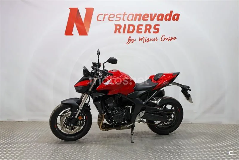 Honda CB 1000 Hornet – Vista 4