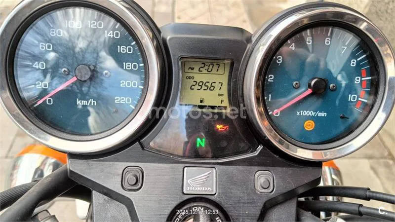 Honda CB 1100 – Vista 3