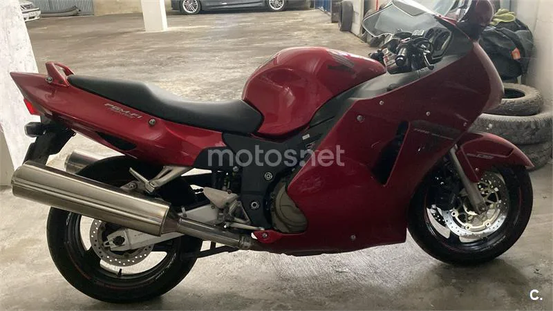 Honda CBR 1100 XX – Vista 3