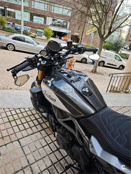 Indian FTR 1200 – Vista 4