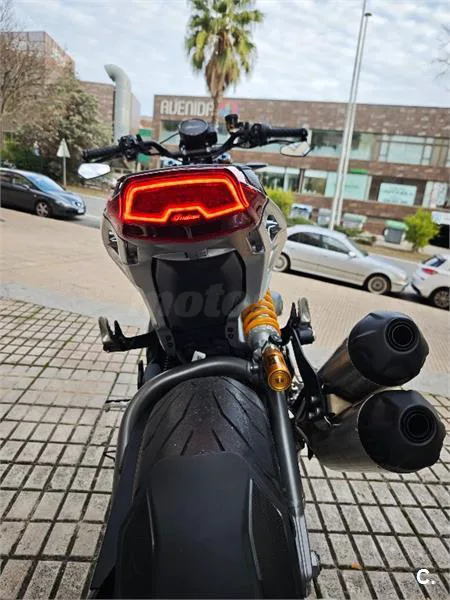 Indian FTR 1200 – Vista 6
