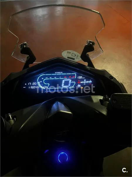 Kymco DTX 125 – Vista 3