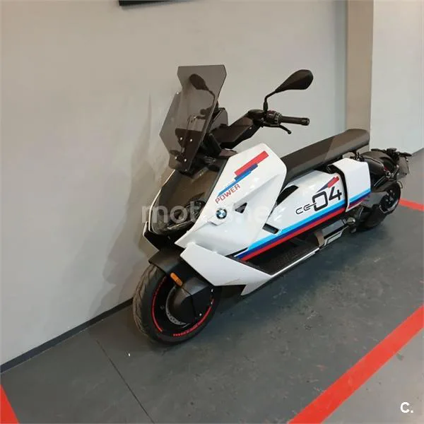 BMW CE 04 – Vista 17