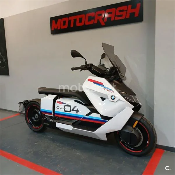 BMW CE 04 – Vista 3
