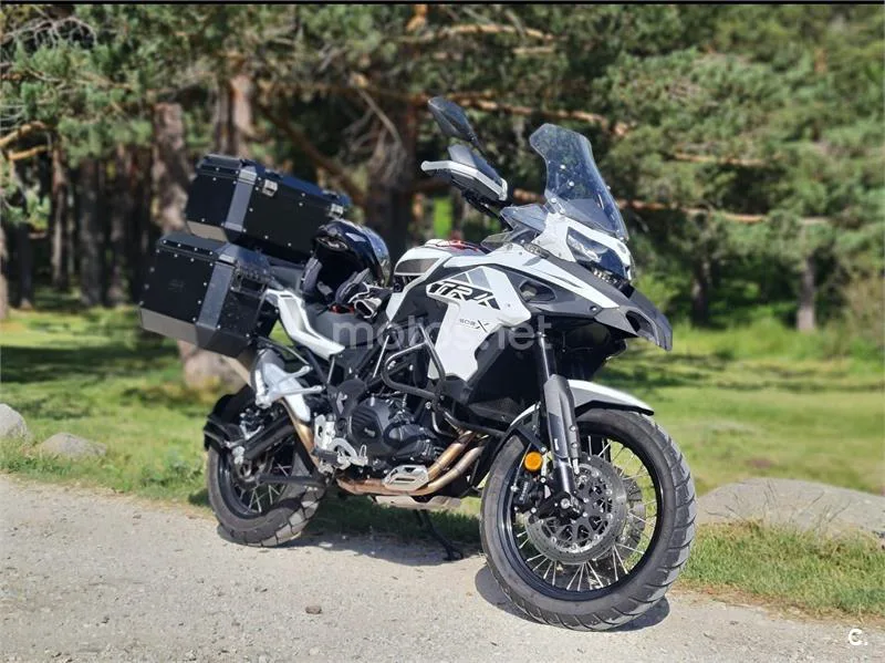 Benelli TRK 502 – Vista 2