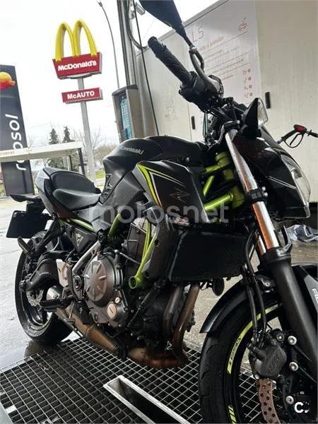 Kawasaki Z 650 – Vista 3