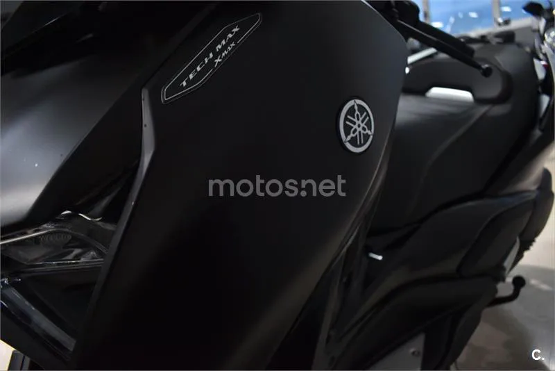 Yamaha XMAX 300 – Vista 6