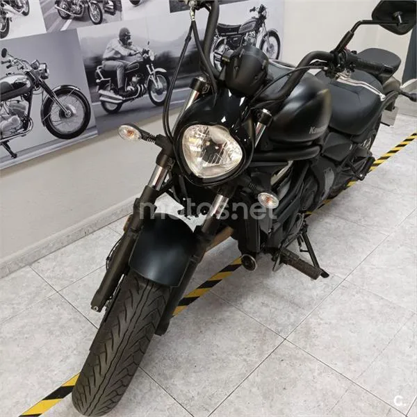 Kawasaki Vulcan S – Vista 3
