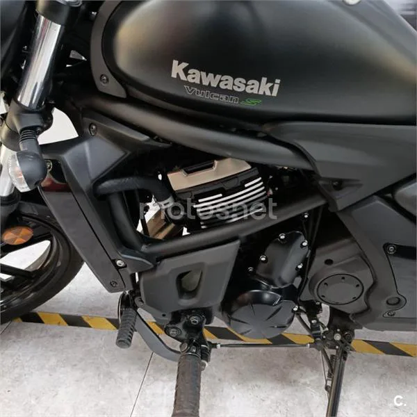 Kawasaki Vulcan S – Vista 4