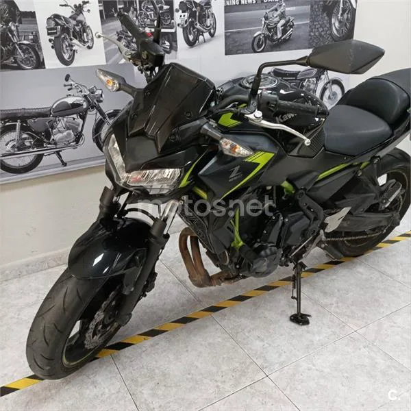 Kawasaki Z650 – Vista 3