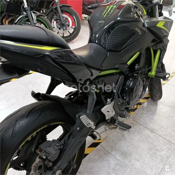 Kawasaki Z650 – Vista 7