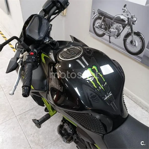 Kawasaki Z650 – Vista 8