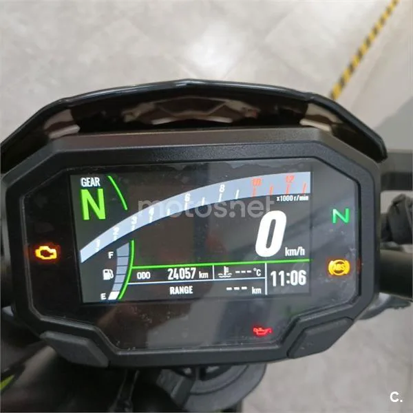 Kawasaki Z650 – Vista 10
