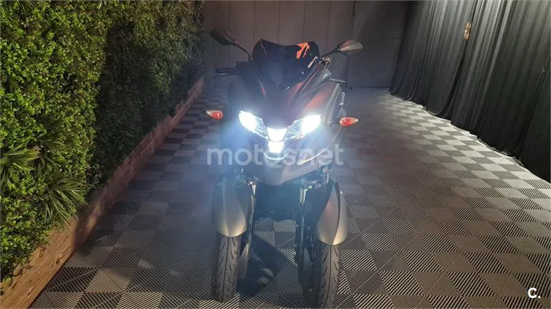 Yamaha Tricity – Vista 8