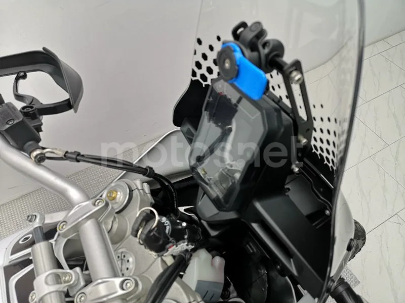 Ducati DesertX – Vista 12