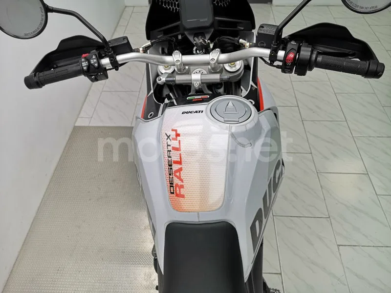 Ducati DesertX – Vista 7