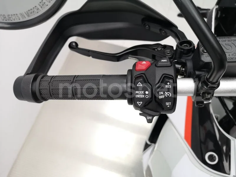 Ducati DesertX – Vista 9