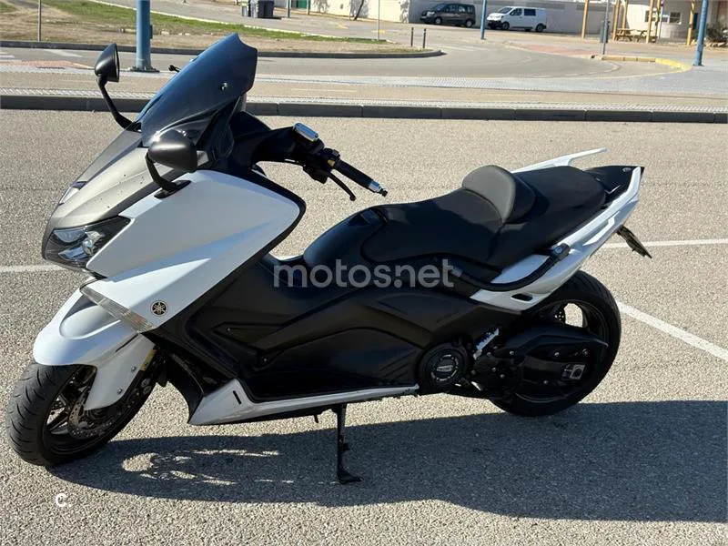 Yamaha TMAX 530 – Vista 2