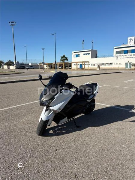 Yamaha TMAX 530 – Vista 5