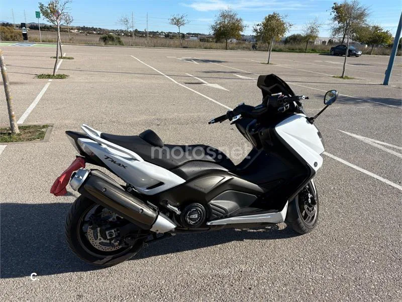 Yamaha TMAX 530 – Vista 9