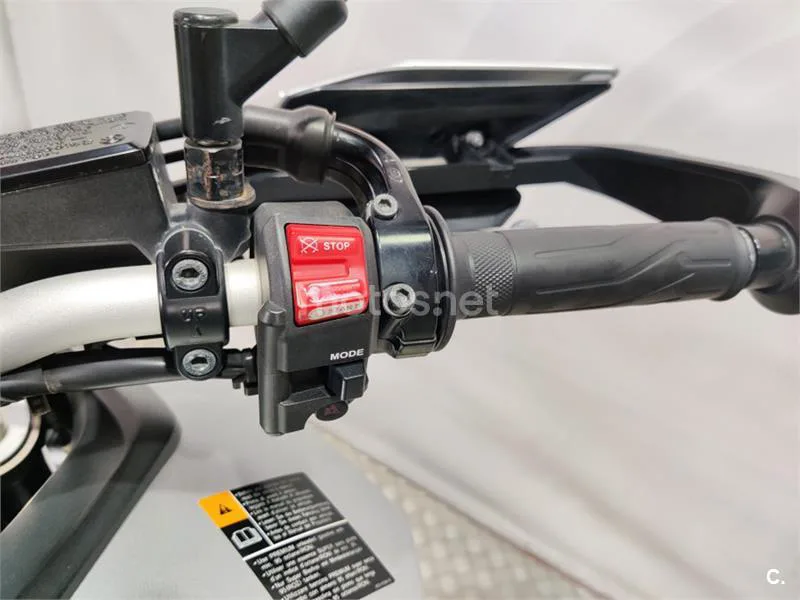 Yamaha MT-09 – Vista 17