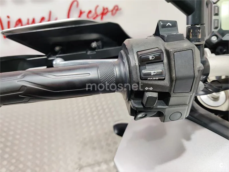 Yamaha MT-09 – Vista 4