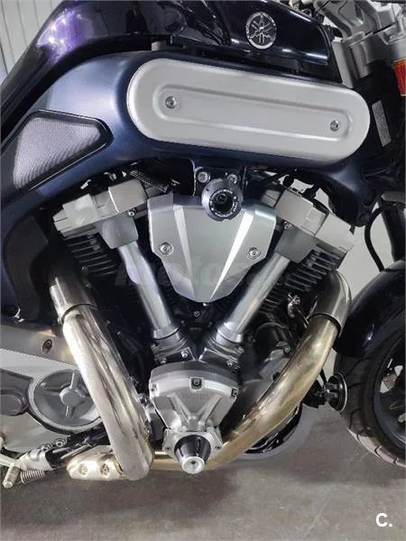 Yamaha MT-01 – Vista 6