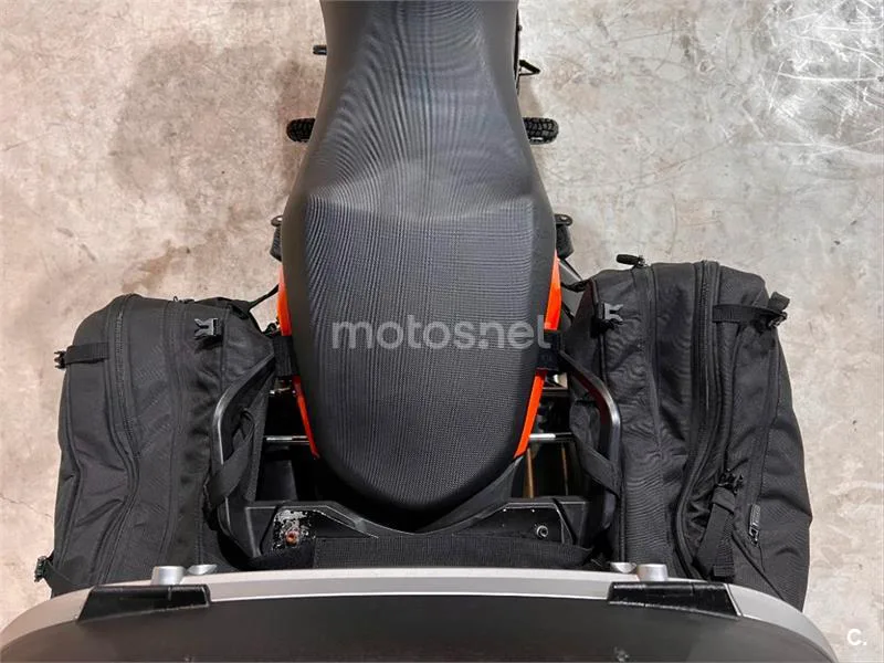 KTM 1090 Adventure – Vista 106