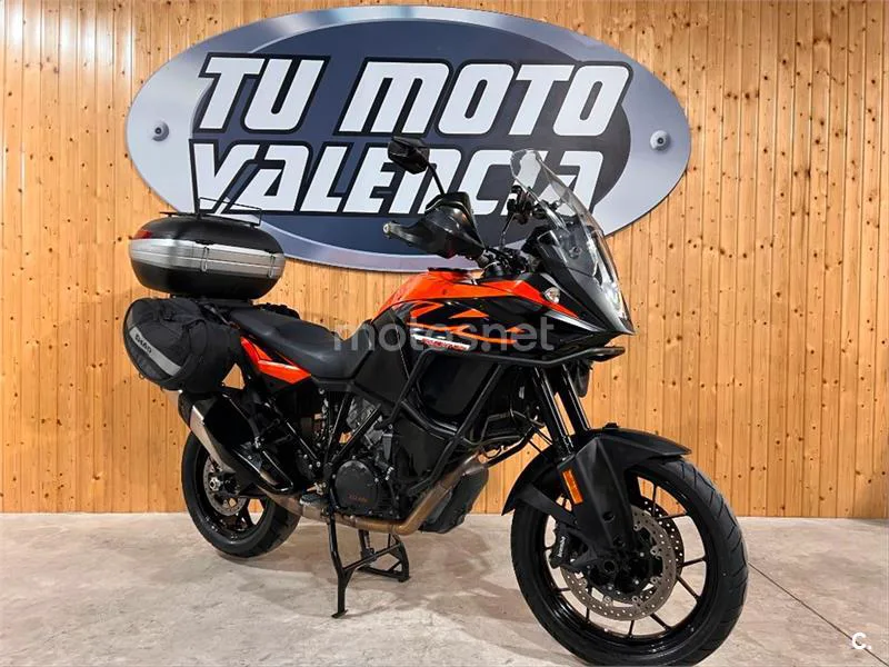 KTM 1090 Adventure – Vista 22