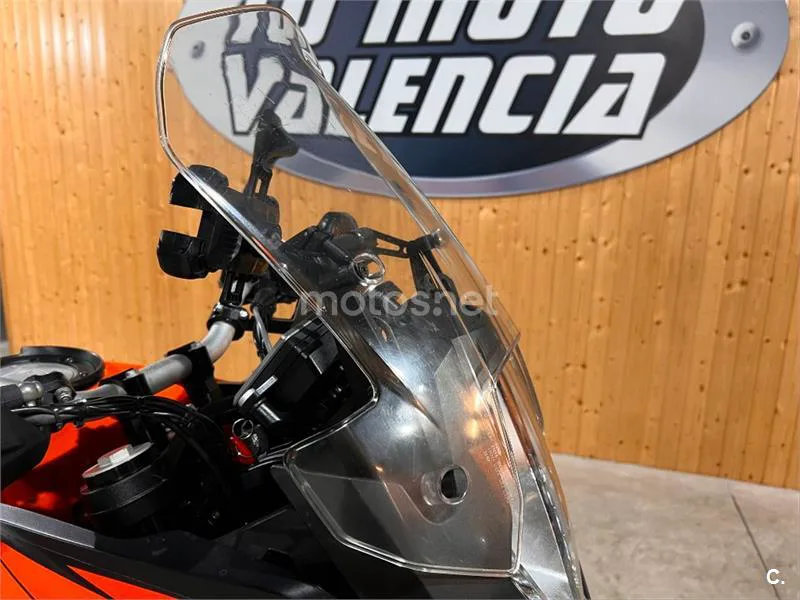 KTM 1090 Adventure – Vista 24