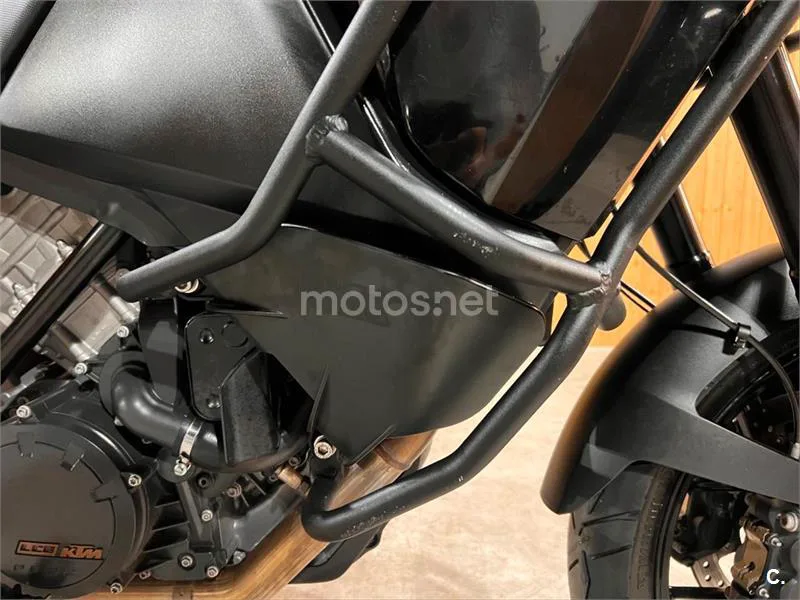 KTM 1090 Adventure – Vista 41