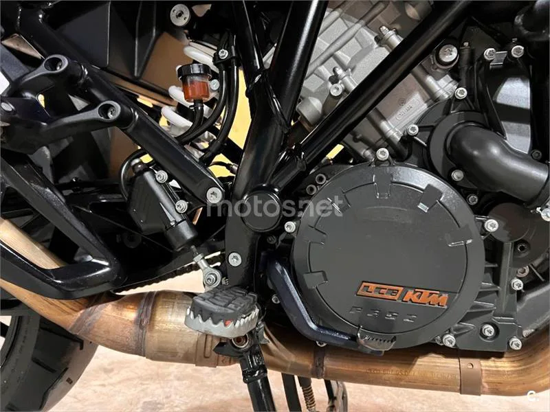 KTM 1090 Adventure – Vista 43