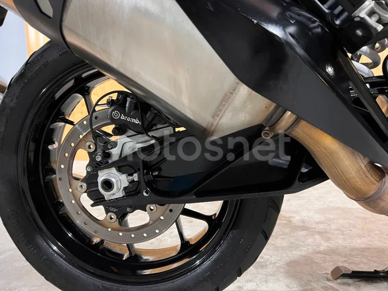 KTM 1090 Adventure – Vista 51