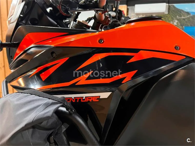 KTM 1090 Adventure – Vista 86