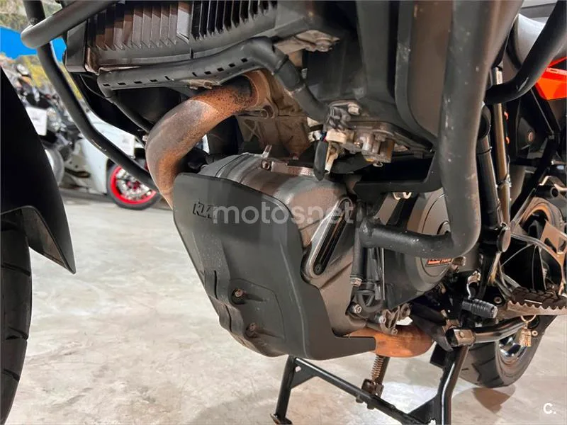 KTM 1090 Adventure – Vista 92