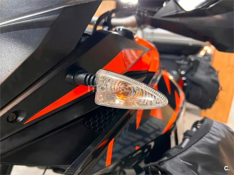 KTM 1090 Adventure – Vista 95