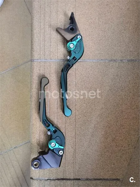 Kawasaki Z 800 – Vista 10