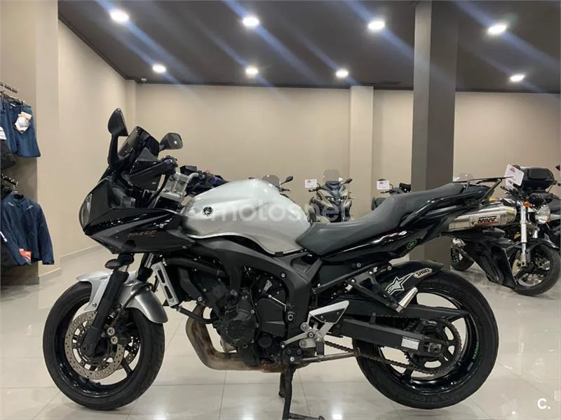 Yamaha FZ6 Fazer S2 – Vista 4