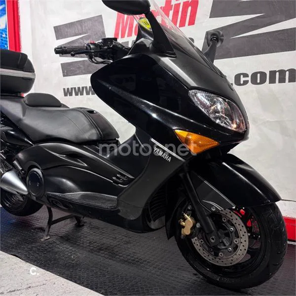 Yamaha TMAX 500 – Vista 8